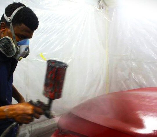 AUTO BODY WORKS AND SPRAY PAINTING