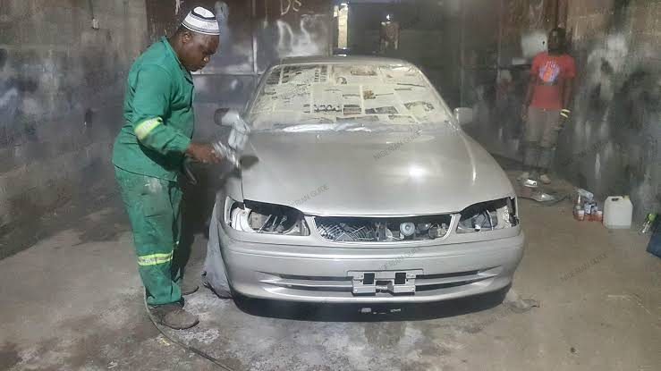 When the goal is achieving a showroom-worthy finish through oven baked spray painting, Vonos Auto, Abuja emerges as a beacon of excellence. Our cutting-edge facility, furnished with