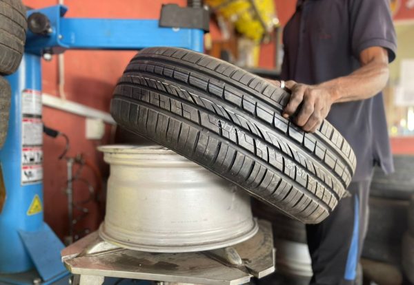 CHOOSING THE RIGHT TYRES FOR YOUR VEHICLE