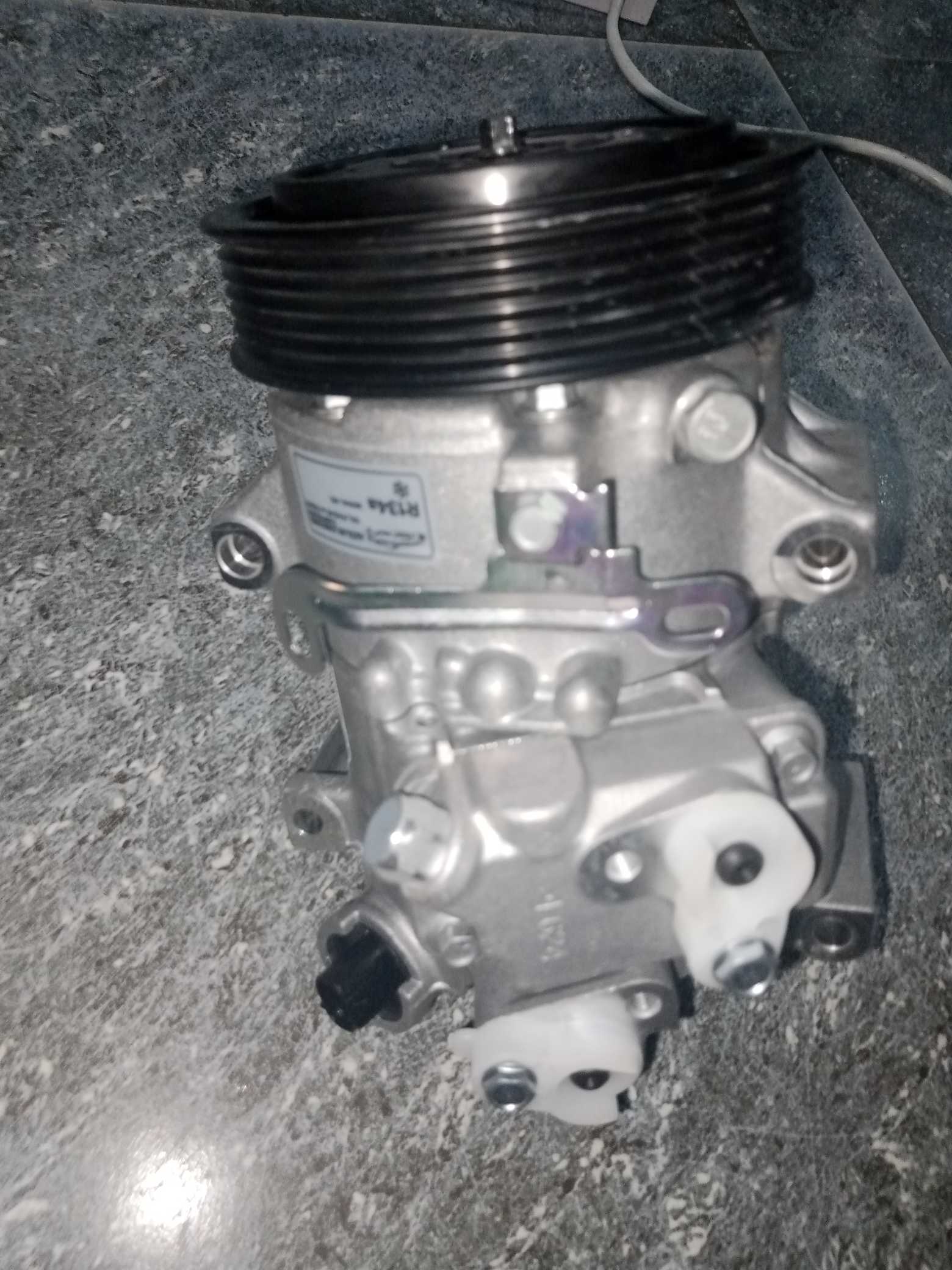 AC COMPRESSOR TOYOTA COROLLA AC COMPRESSOR TOYOTA COROLLA - Image 3