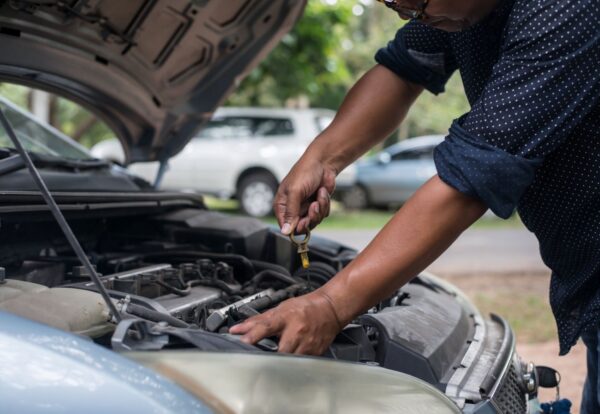 How to Check Engine Oil in Your Car